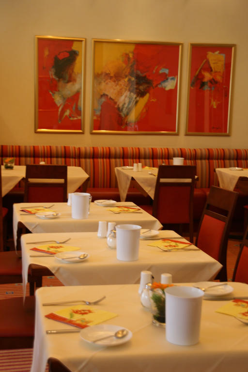 Best Western Hotel Ketterer Stoccarda Esterno foto